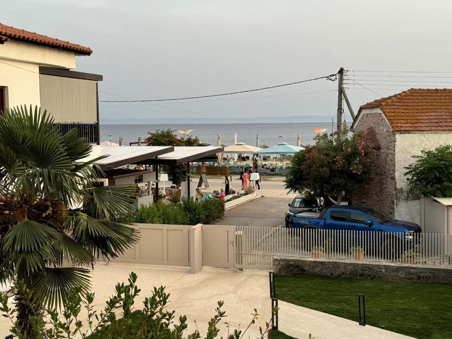 Studio Nikiti Beach Eksteriør billede
